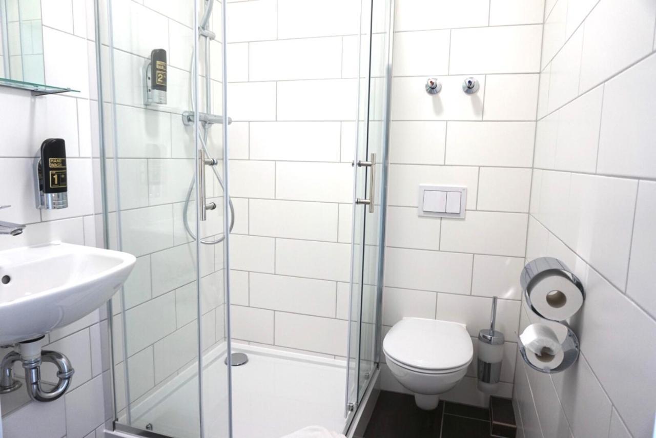 Studio Apartment,1050165451:JPEG